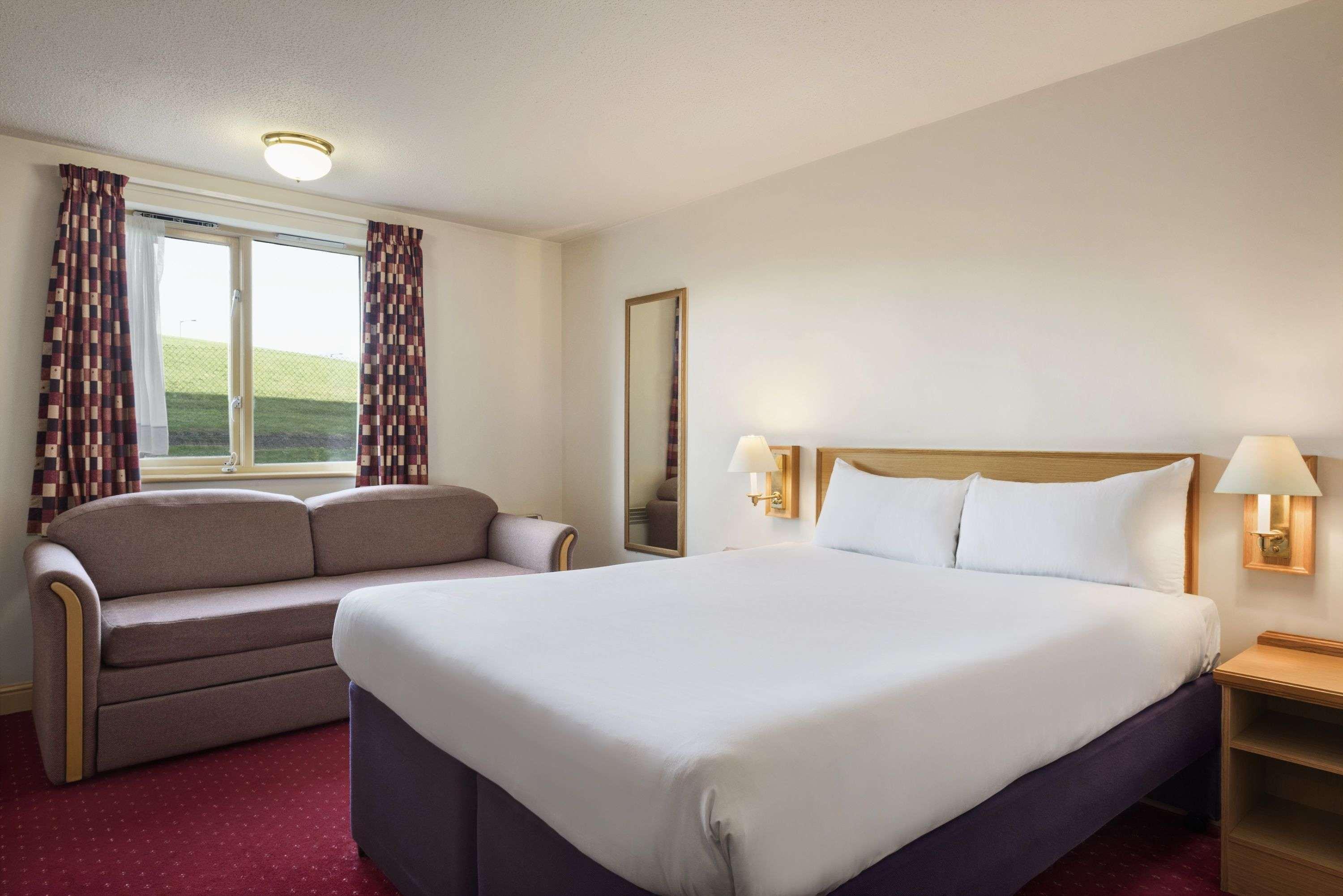 Days Inn Tewkesbury Strensham Kültér fotó