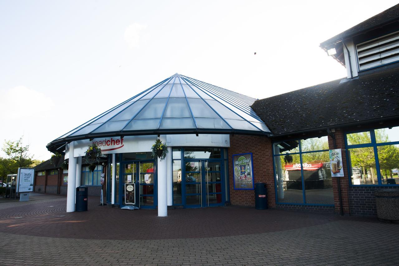 Days Inn Tewkesbury Strensham Kültér fotó